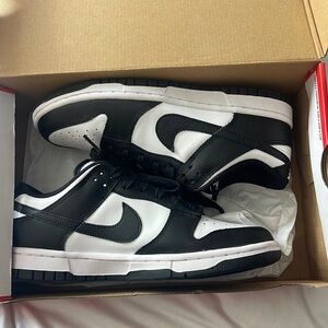 Never worn Nike dunk lows